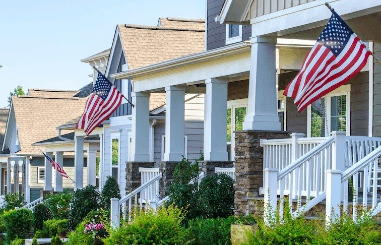 Holiday Harmony: Memorial Day Postcards for Real Estate Engagement